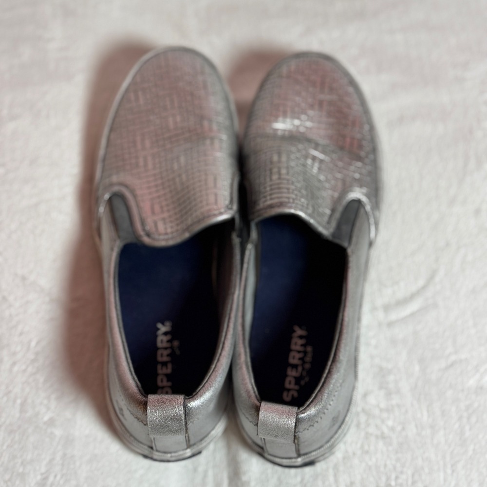 Sperry Topsider Women Shoes Sz 8.5 Brushed Silver Metallic Woven Texture Slip-On